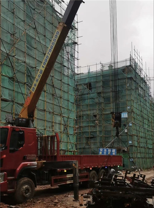 资溪县“慢工细活”—— 吊车的 “微动控制” 技术